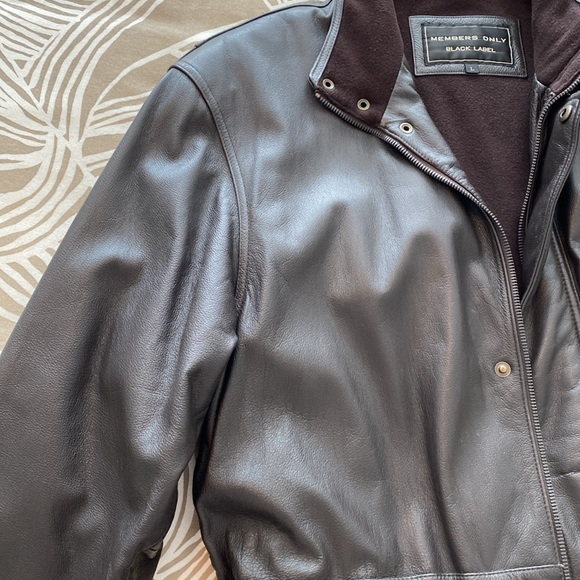 MEMBERS ONLY vintage leather coat 🔥 - Picture 4 of 16